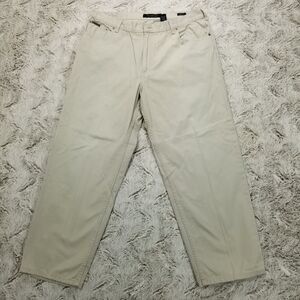 Calvin Klein Jeans Mens 38×30 Silver Easy Fit Flat front Straight